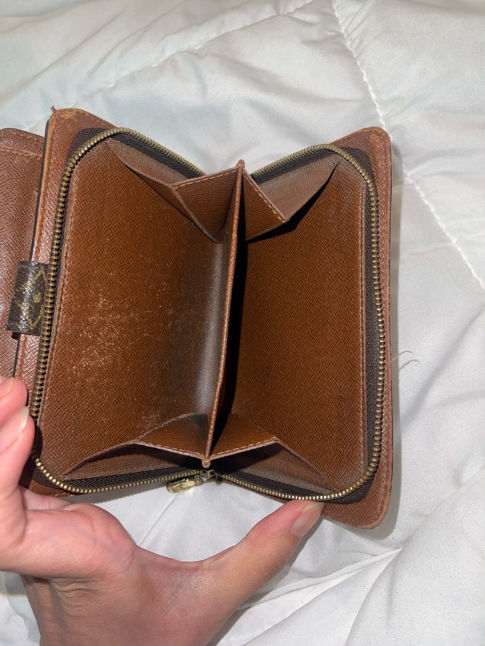 Authentic Louis Vuitton Monogram Compact Wallet - Picture 6 of 10